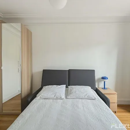 Flexliving - - Pasteur Holiday home *
