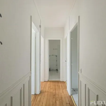 Flexliving - - Pasteur Holiday home *